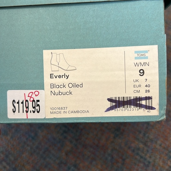 Toms Booties - Picture 4 of 11